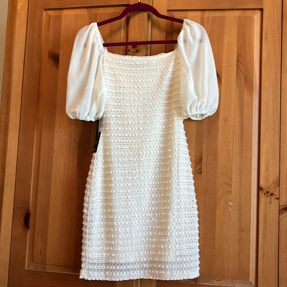 NWT Lulus  Lace Dress - Picture 5 of 9